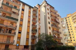 3 LOCALI A PALERMO
