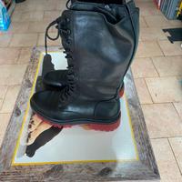 Scarpe anfibi stivali neri