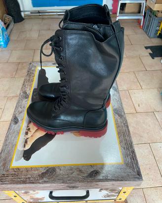 Scarpe anfibi stivali neri