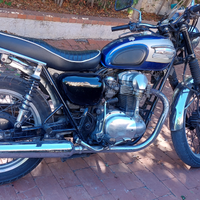Kawasaki w650 anno 2004