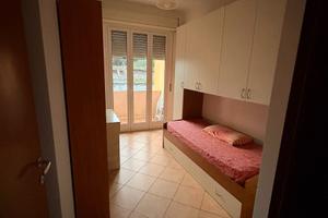 Luminosa camera singola