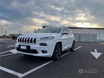 Jeep Cherokee KL Overland 4x4 2017