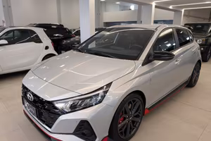 HYUNDAI i20 N 1.6 T-GDI N-Performance