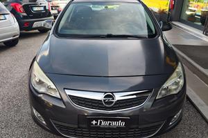 OPEL Astra 1.7 CDTI 110CV Sports Tourer Cosmo