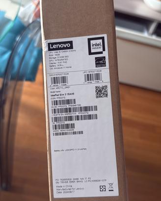 Lenovo IdeaPad Slim 3 15IAH8