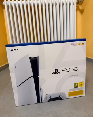PlayStation 5 NUOVA SIGILLATA + basetta