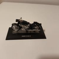 Modellino moto stradale BMW R 60/2