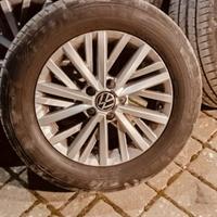 Cerchi in lega T-roc con gomme estive Falken