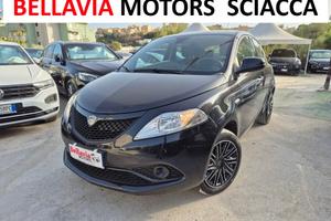 Lancia Ypsilon 1.2 69 CV 5-POSTI Gold