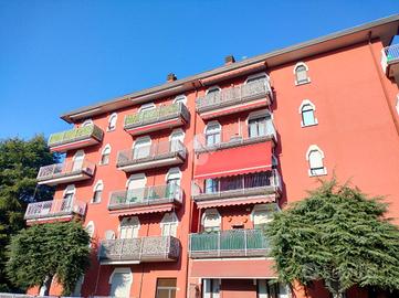 4 LOCALI A CESANO BOSCONE