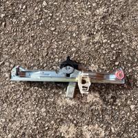 Alzavetro post dx Lancia Delta 3 08-14