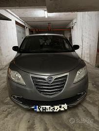Lancia ypsilon 2015 GPL - privato
