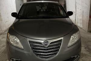 Lancia ypsilon 2015 GPL - privato