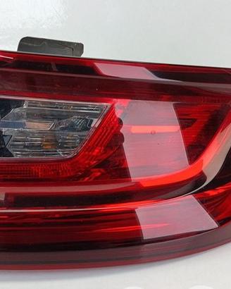 Fanale posteriore dx 265509578r renault megane iv