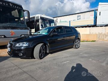 AUDI A3 8P 1.6 105CV AUTO