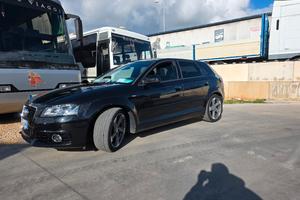 AUDI A3 8P 1.6 105CV AUTO