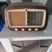 RADIO D'EPOCA MARCA MINERVA