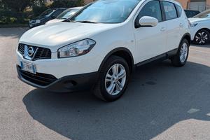 Nissan qashqai 2010