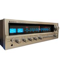 Sanyo DCX-8000K Ricevitore stereo AM/FM (1974-75)
