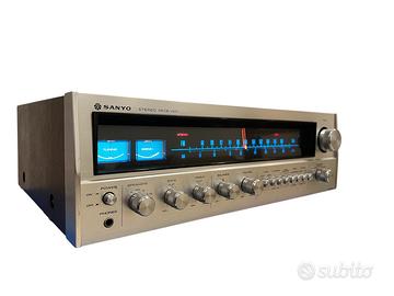 Sanyo DCX-8000K Ricevitore stereo AM/FM (1974-75)