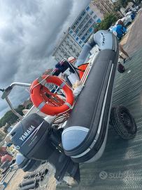 Gommone 5 mt + Yamaha 40/60 hp