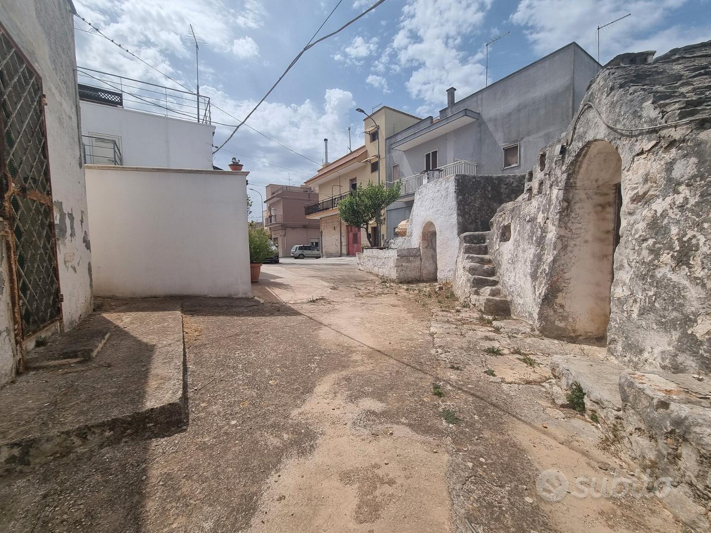 Suolo Edificabile con Trulli - Villa Castelli - Altro