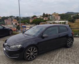 VOLKSWAGEN Golf 7ª serie - 2013