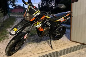 Moto Derbi senda 50 X-treme SM 2018