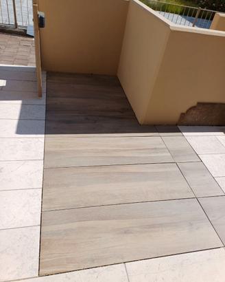 Pavimento esterno in Gres 40 x 120 effetto legno