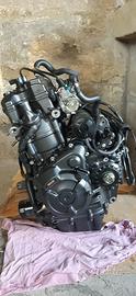 Motore Yamaha CP2 e Altri Componenti