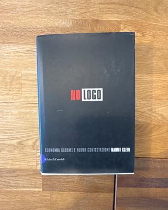Naomi Klein – No Logo.