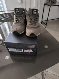 New Balance 565 Verdi taglia 44