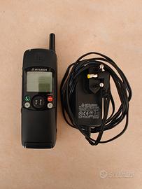 Mitsubishi MT-30T Telefono Cellulare