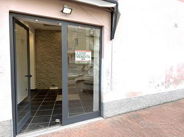 NEGOZIO A BORGHETTO SANTO SPIRITO