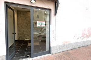 NEGOZIO A BORGHETTO SANTO SPIRITO