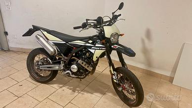 Fantic 125 XMF motard 2021
