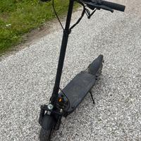 Monopattino elettrico joyor y8-s