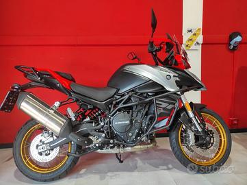 QJ MOTOR NUOVA SRT 900 SX 2025