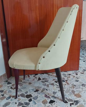 Coppia di poltroncine da camera da letto vintage 