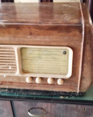 Radio con giradischi