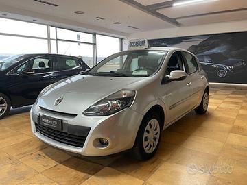 Renault Clio 1.2 BENZINA 2012 NEOPATENTATI