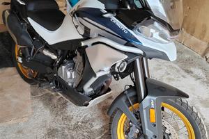 CFMOTO 800 MT Explore (2024) - Pari al NUOVO