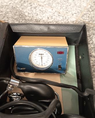 Sfigmomanometro manuale