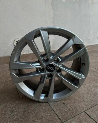 Cerchi in lega Audi R17 225/45