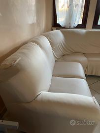 Divano ad angolo sngolare PREZZO TRATTABILE