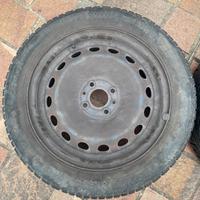 Gomme con cerchione in ferro R15