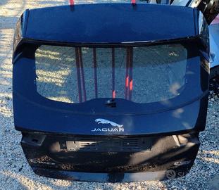 Jaguar E-Pace 2017> Portellone