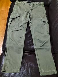 pantaloni jeans e verde 