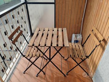 tavolino e sedie per Bacone. no sconto!!!