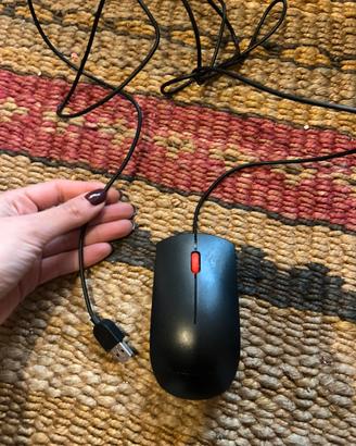 Mouse Lenovo con cavo USB
